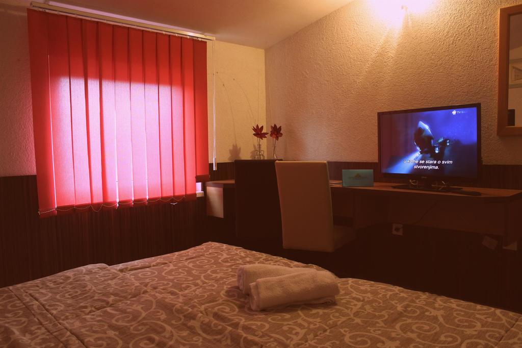 Hotel Piramida Sunca Visoko Zimmer foto
