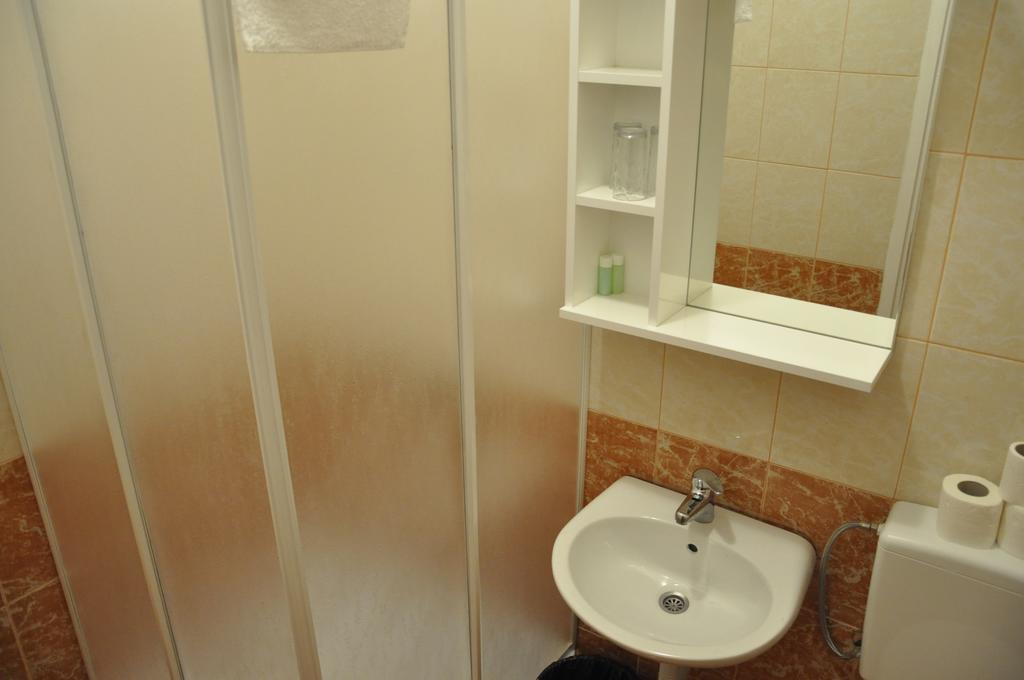 Hotel Piramida Sunca Visoko Zimmer foto